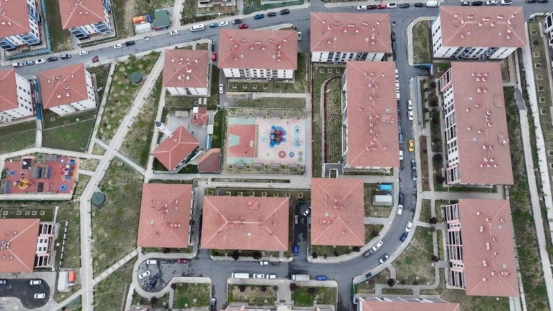 İstanbul'daki depremin ardından kentsel dönüşümlü evlerinde geceyi güvenle geçirdiler