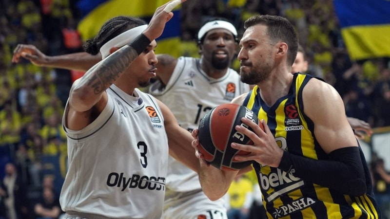 Fenerbahçe, Paris Basketbol karşısında 2-0 öne geçti