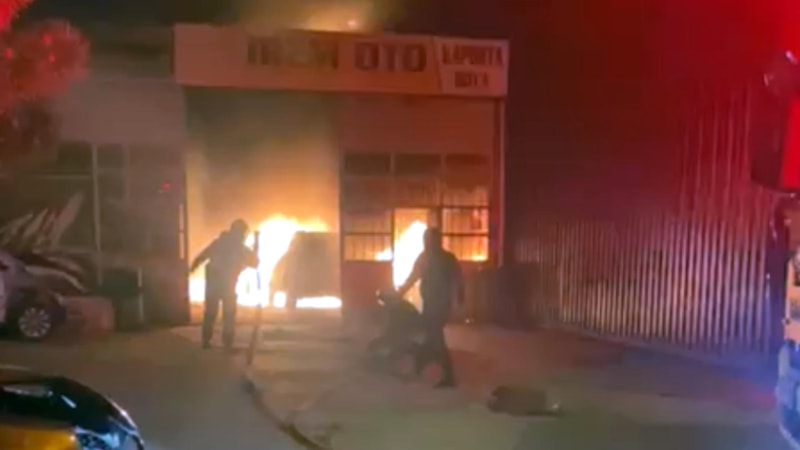 Tekirdağ'da tamirhanede yangın