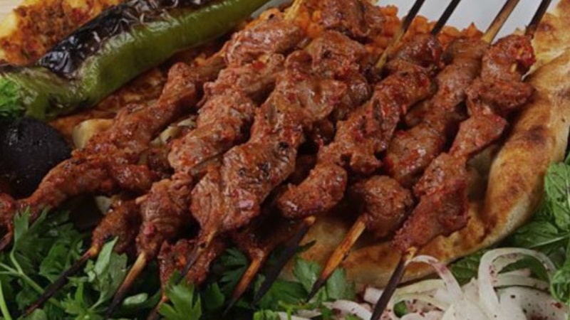 Yeni liste açıklandı: Kuzu şişte tavuk eti