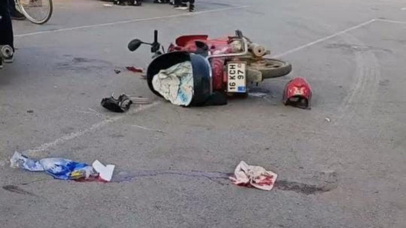 Bursa'da motosikletliler kafa kafaya çarpıştılar