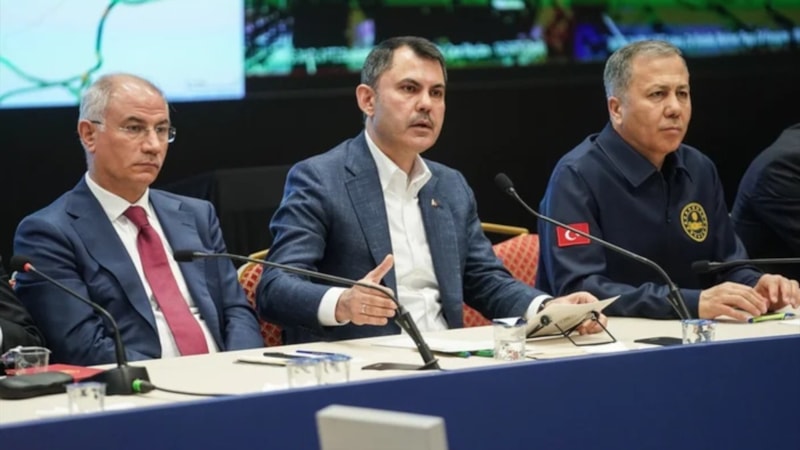 Murat Kurum İstanbul depremi sonrası hasar tespit çalışmalarındaki son durumu açıkladı