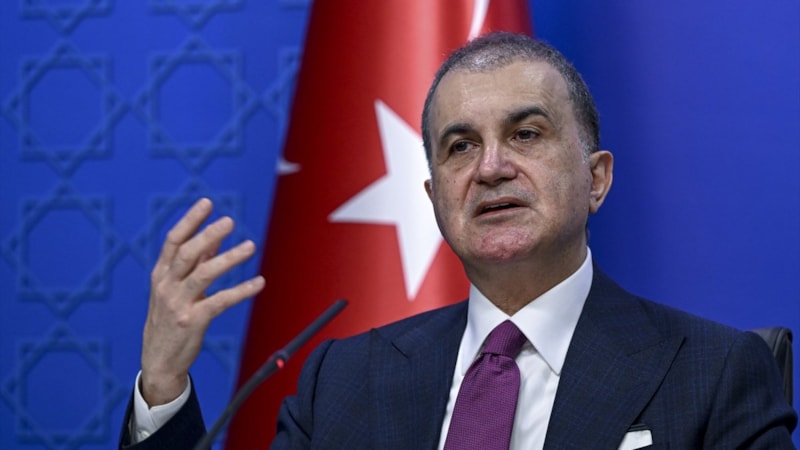 Ömer Çelik: Dış odaklardan destek talep eden kişi Özgür Özel’dir