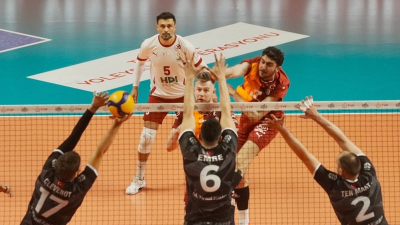 Ziraat Bankkart, Galatasaray'ı yenerek seriyi 2-0'a getirdi