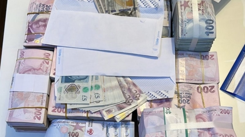 İBB operasyonunun 2. dalgasında ele geçirilenler ortaya çıktı