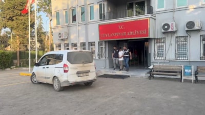 Şanlıurfa'da çalıntı otomobille başka bir otomobil çaldılar