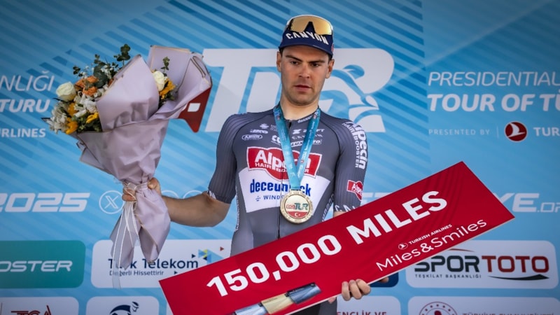 Simon Dehairs: İlk profesyonel zaferimden dolayı çok mutluyum