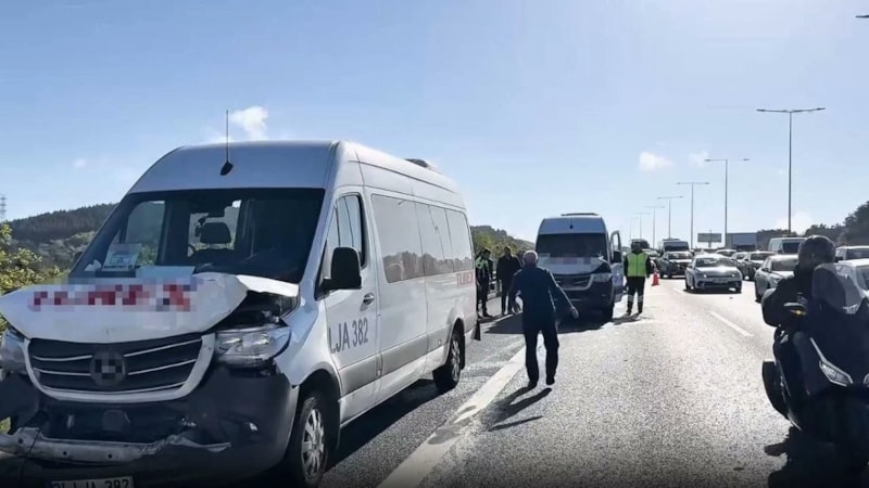 İstanbul'da 8 araçlı zincirleme trafik kazası