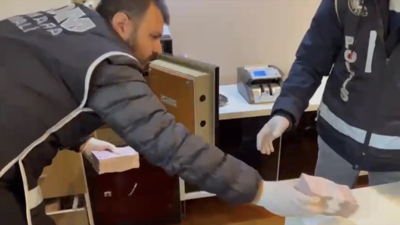 İBB'ye yolsuzluk soruşturmasında ikinci dalga: Gözaltı sayısı 52 oldu