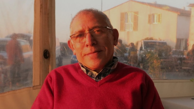 Beyazperdeye kendini adamış Jak Şalom'un titiz çalışması: Bir Sinematekten Ötekine