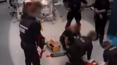 İngiltere'de hastaneye götürülen mahkum öldürüldü