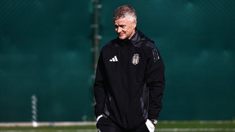 Beşiktaş'ın stoper hattındaki kötü haberi Ole Gunar Solskjaer verdi