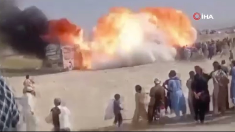 Pakistan'da tanker felaketi: 2 ölü, 56 yaralı