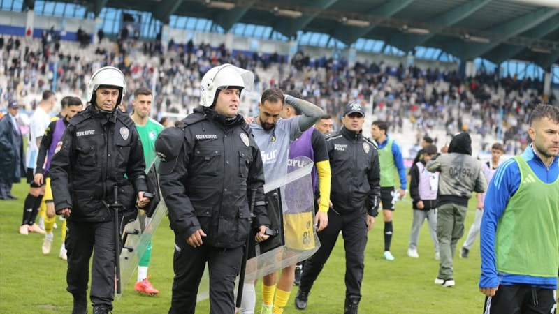 Erzurumspor FK'dan PFDK'nın verdiği cezaya tepki