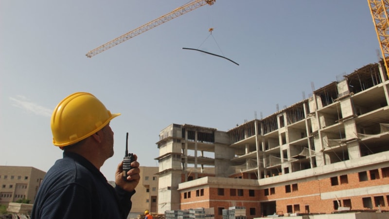 Şanlıurfa'da inşaat işçileri, 1 Mayıs’ta da mesaide