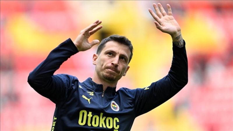 Mert Hakan Yandaş'tan sakatlık açıklaması: Hastanede tedavi görüyorum