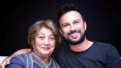 Annesini yeni kaybeden Tarkan'dan duygulandıran paylaşım! Konserde yaşananları ilk kez anlattı