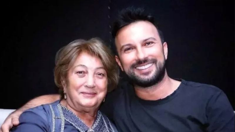 Annesini yeni kaybeden Tarkan'dan duygulandıran paylaşım! Konserde yaşananları ilk kez anlattı