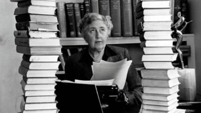 İlginç proje heyecanlandırdı;  Agatha Christie yazma kursu verecek