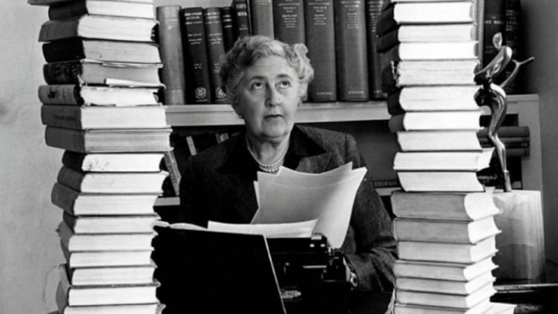 İlginç proje heyecanlandırdı;  Agatha Christie yazma kursu verecek
