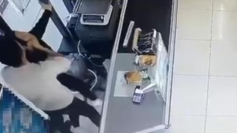 Muğla'da mesai arkadaşını darbetti