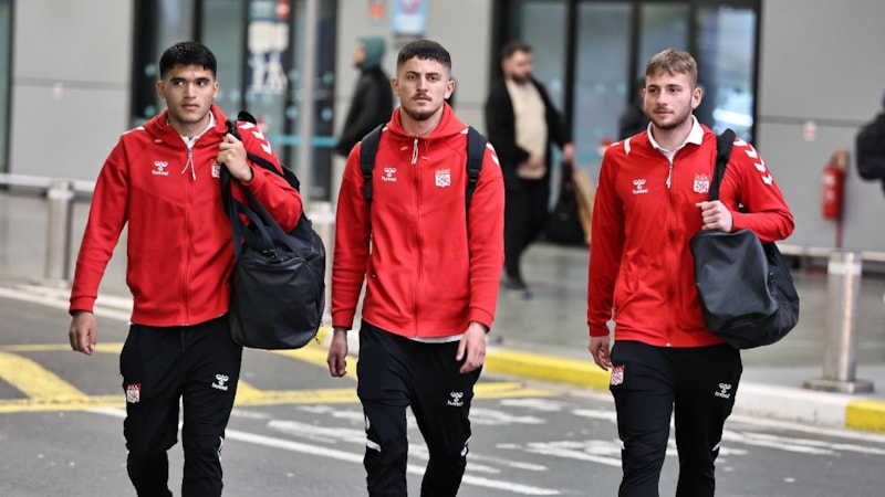 Sivasspor, Galatasaray maçı için İstanbul'da