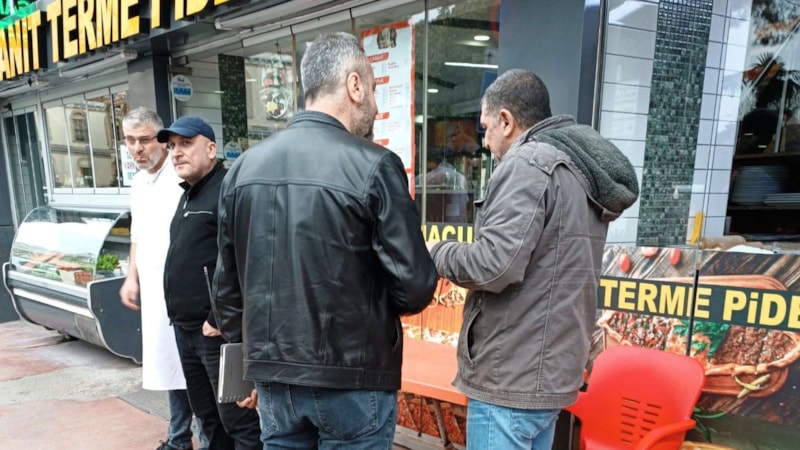 Samsun'da polisler, yabancı uyruklu şahsı dolandırılmaktan kurtardı