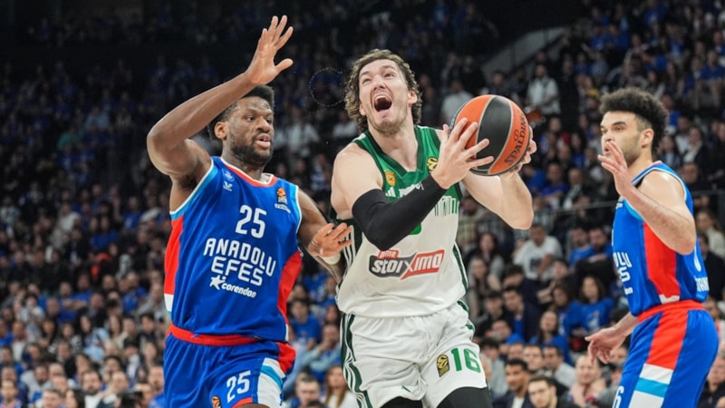 Anadolu Efes, Panathinaikos serisini eşitledi