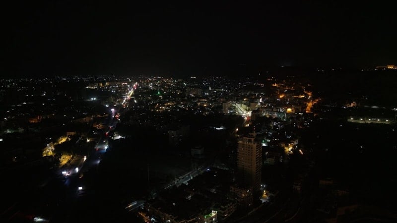 İsrail savaş uçakları Suriye'yi hedef aldı