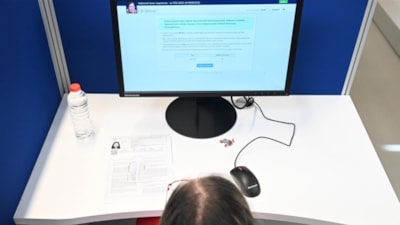 E-YDS bugün yapılacak