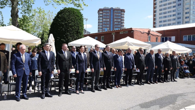 Fenerbahçe, 118. yılını ve Atatürk'ün kulübü ziyaretini törenle kutladı