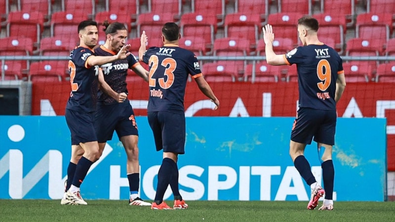 Başakşehir, Hatayspor karşısında galip geldi