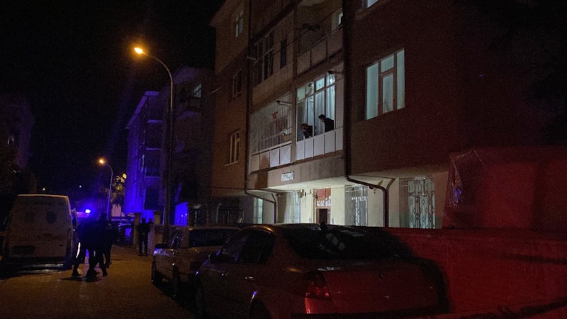 Konya'da evine gireceği sırada sırtından vuruldu