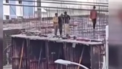 Malatya'da inşaat işçilerinin halay molası