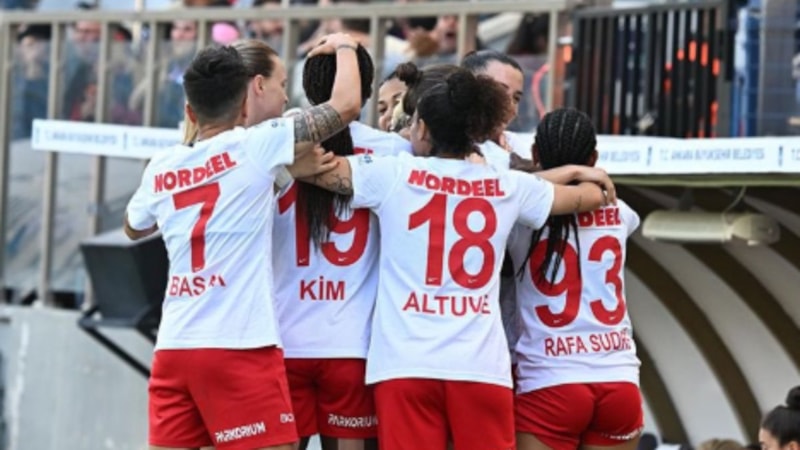 Ankara Büyükşehir Belediyesi Fomget G.S.K, şampiyonluğa ulaştı