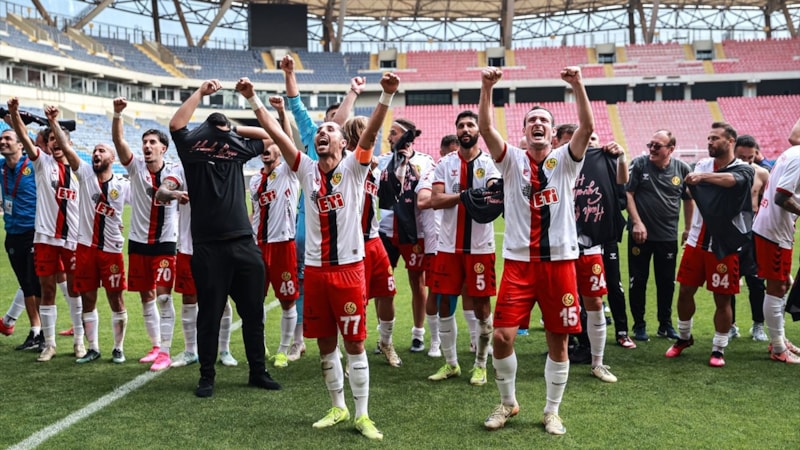 Eskişehirspor, 3. Lig'e yükseldi