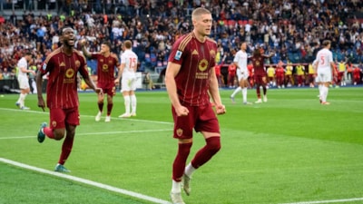 Roma sahasında Fiorentina'yı yendi