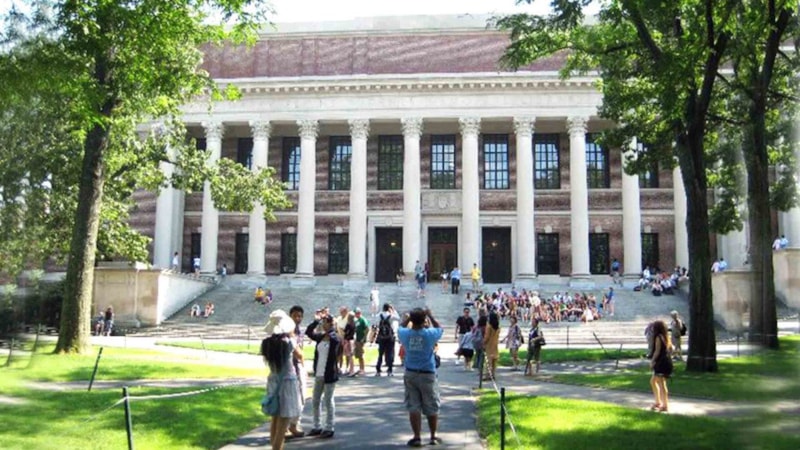 ABD'de üniversite mezunlarının borçları artıyor