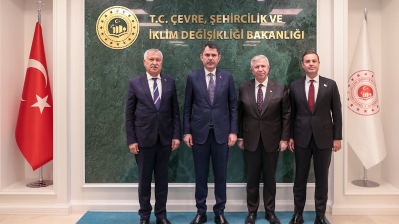 Murat Kurum; Mansur Yavaş, Zeydan Karalar ve Ahmet Akın ile bir araya geldi