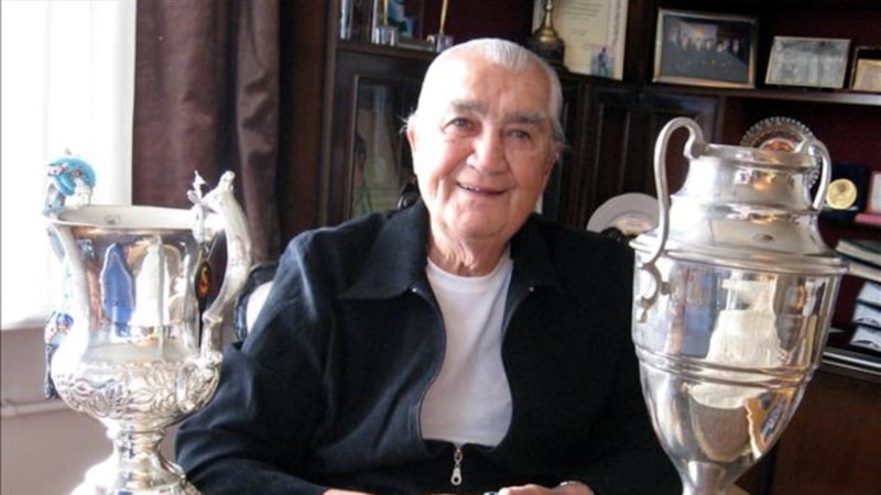 Galatasaray Kulübü, Ali Uras'ı andı