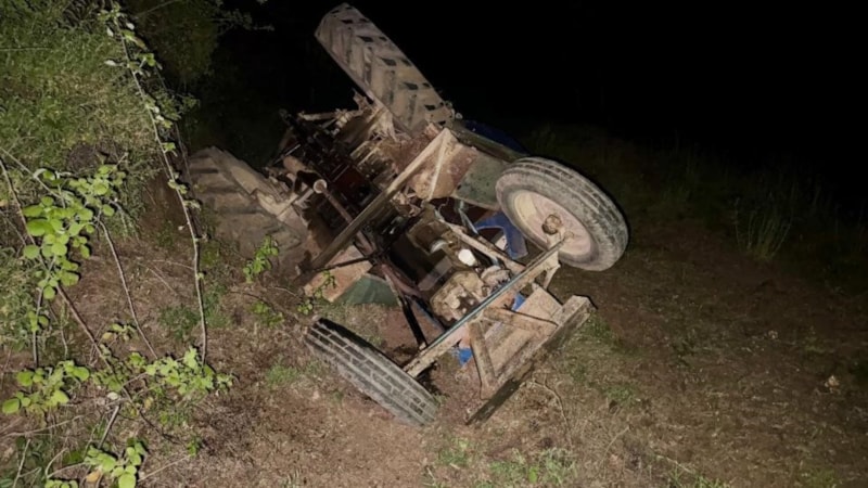 Çanakkale'de 80 yaşındaki çiftçi traktörün altında can verdi