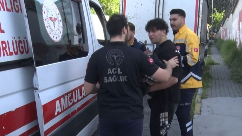 İstanbul'da alkollü genç trafiği birbirine kattı