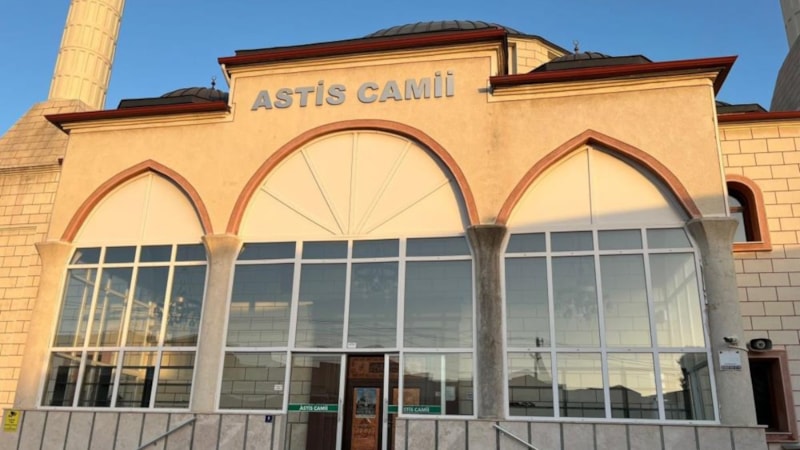 Aydın'da öğle namazını kıldıran imam, kalp krizi sonucu öldü