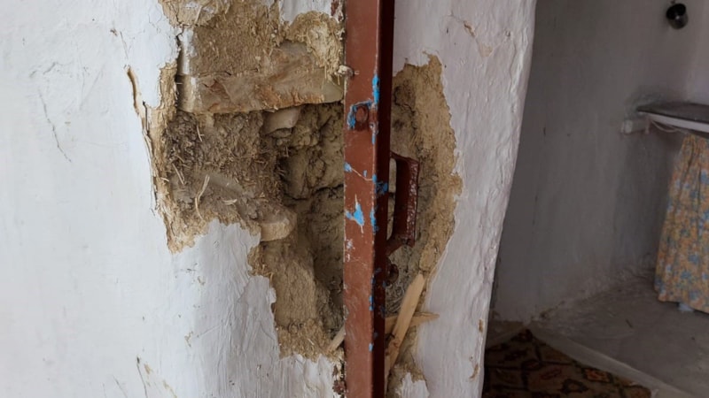 Sivas'ta köy evinde 500 bin lira değerinde halı hırsızlığı