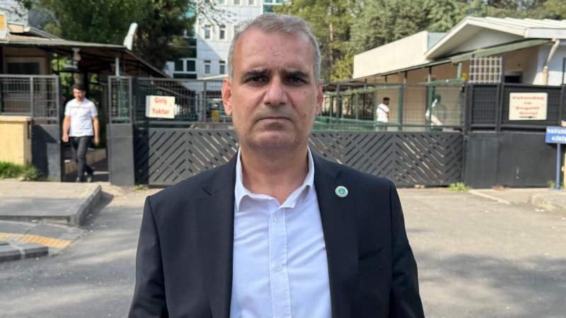 Diyarbakır'da gitmediği uzlaşma görüşmesinde avukatı silahlı saldırıya uğradı