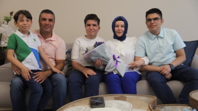 Konya'da 40 yaşında hukuk fakültesini birincilikle bitirdi