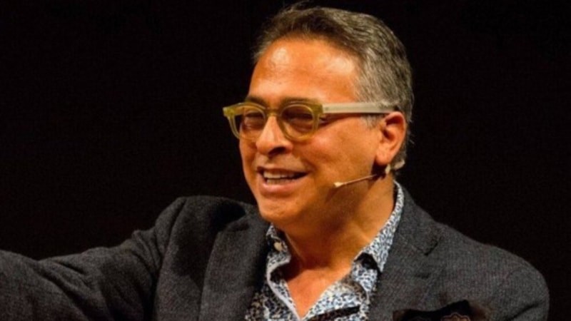 Barbaros Şansal, İstanbul Havalimanı'nda gözaltına alındı