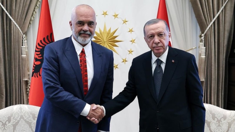 Cumhurbaşkanı Erdoğan, Arnavutluk Başbakanı Edi Rama ile telefonda görüştü