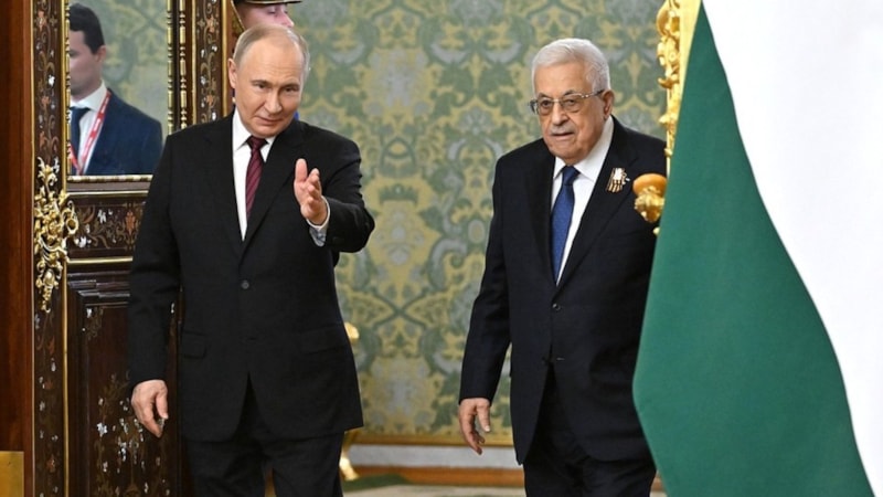 Putin, Filistin Devlet Başkanı Mahmud Abbas ile görüştü