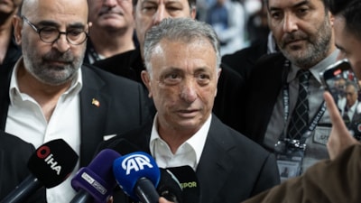 Ahmet Nur Çebi: Beşiktaş'ı biraz anne gibi görmeye çalışalım, sahiplenelim